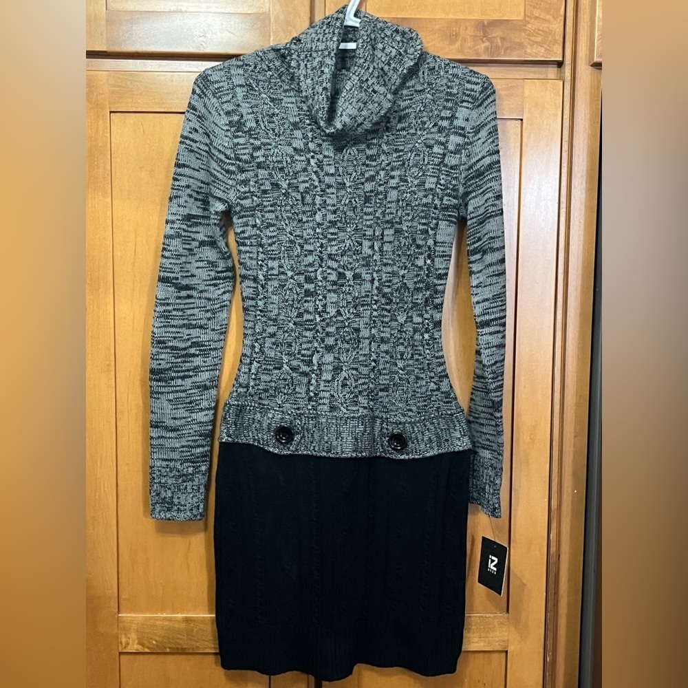NWT iZ Byer Sweater Dress Stretch Gray/Black Small